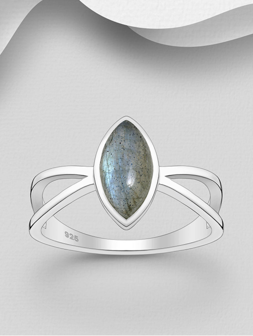 Sterling Silver Ring, decorated with Gemstones