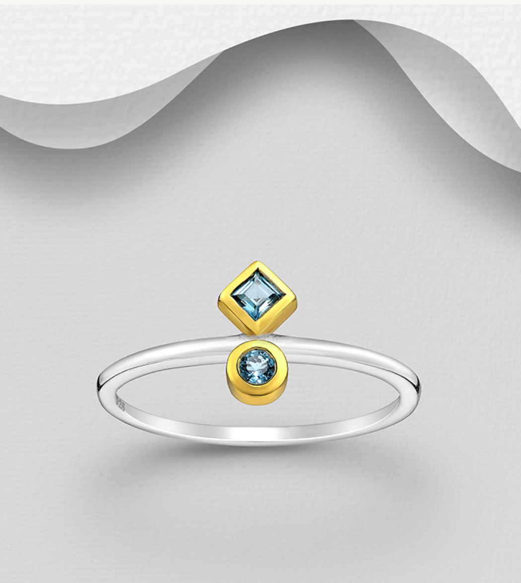 18k Gold-Plated Sterling Silver Ring, decorated with London Blue Topaz