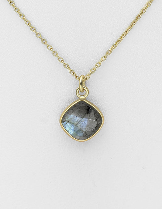 9k Gold-Plated sterling Sterling Silver Pendant with Labradorite